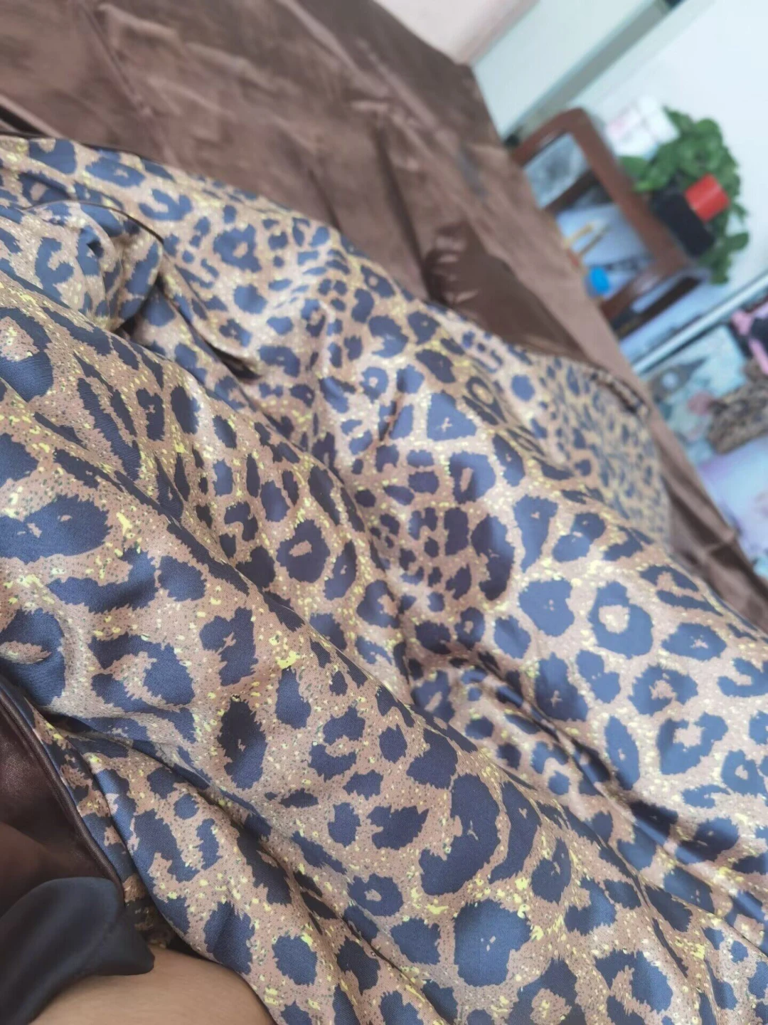 40 mom Silk Leopard Print Duvet Cover Set 4 pieces - photo 2