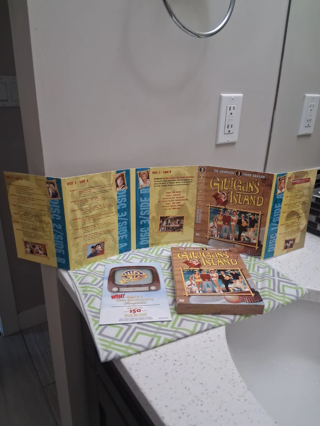 Gilligan's Island The Complete Third Season DVD Set - photo 3
