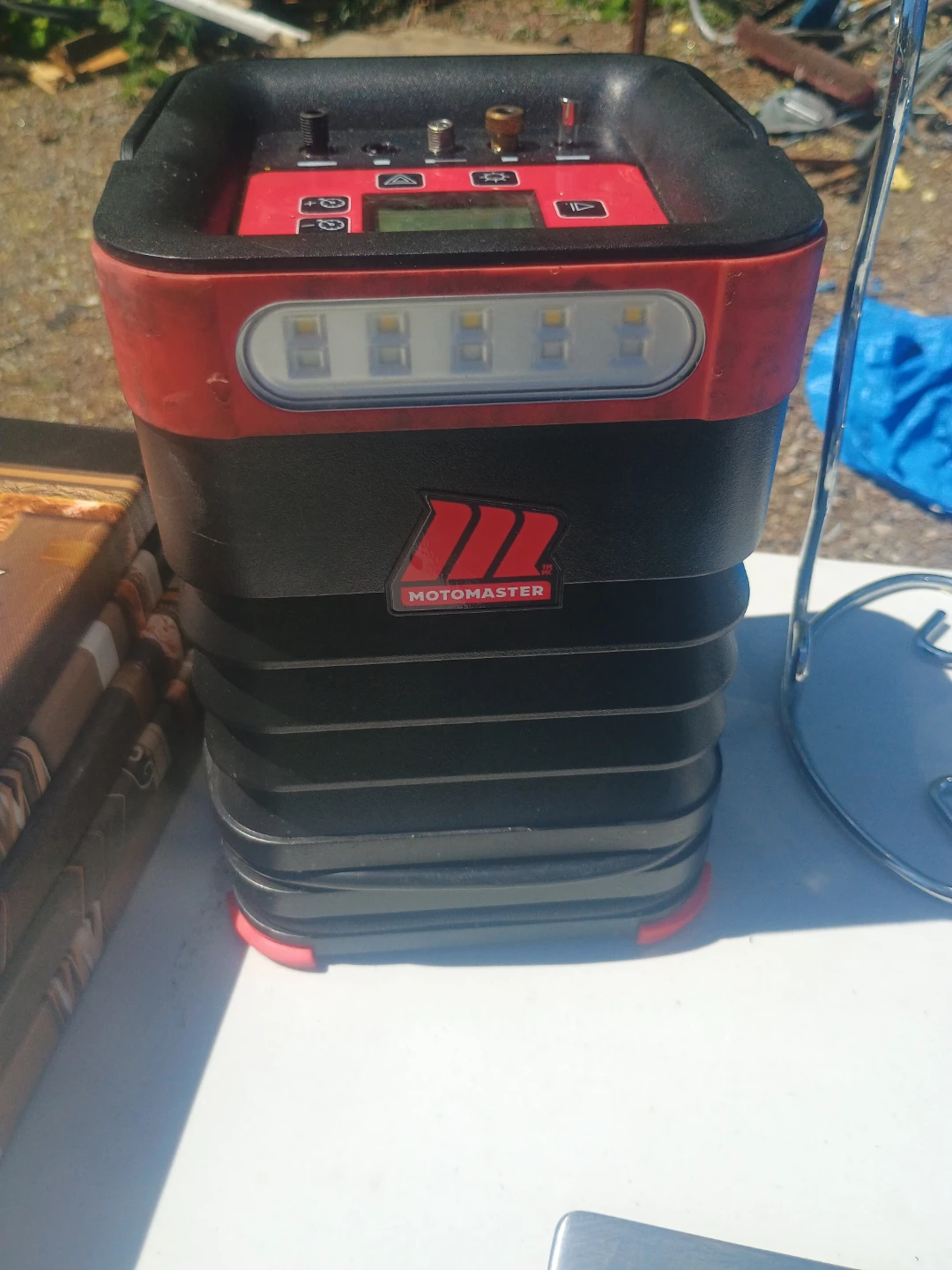 Motomaster Portable Air Compressor with LED Light