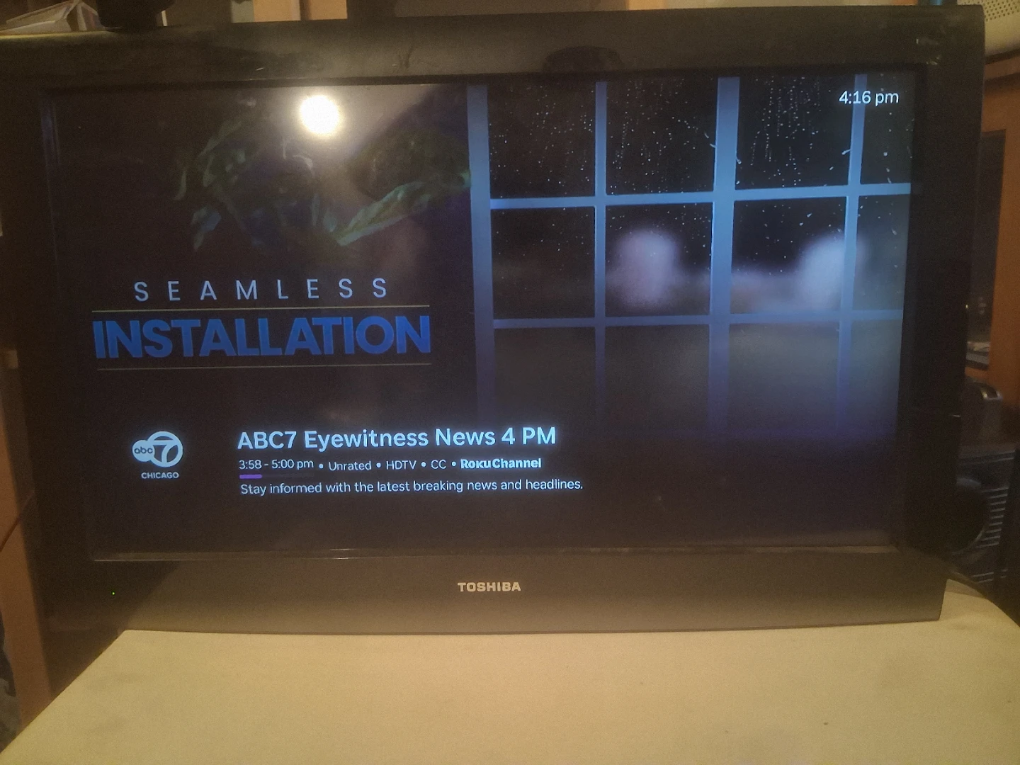 Toshiba 32C100U1 Roku TV - photo 3