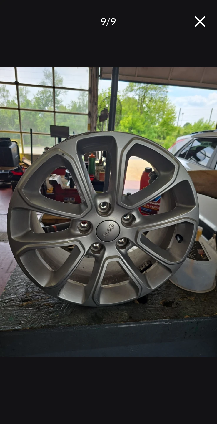 Jeep Alloy Wheel Rim