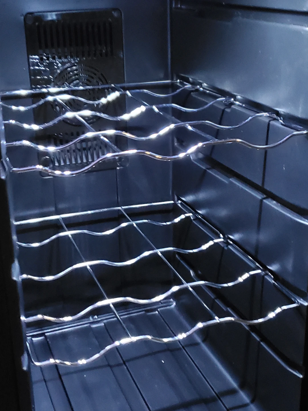 Black Wine Cooler Fridge - photo 5