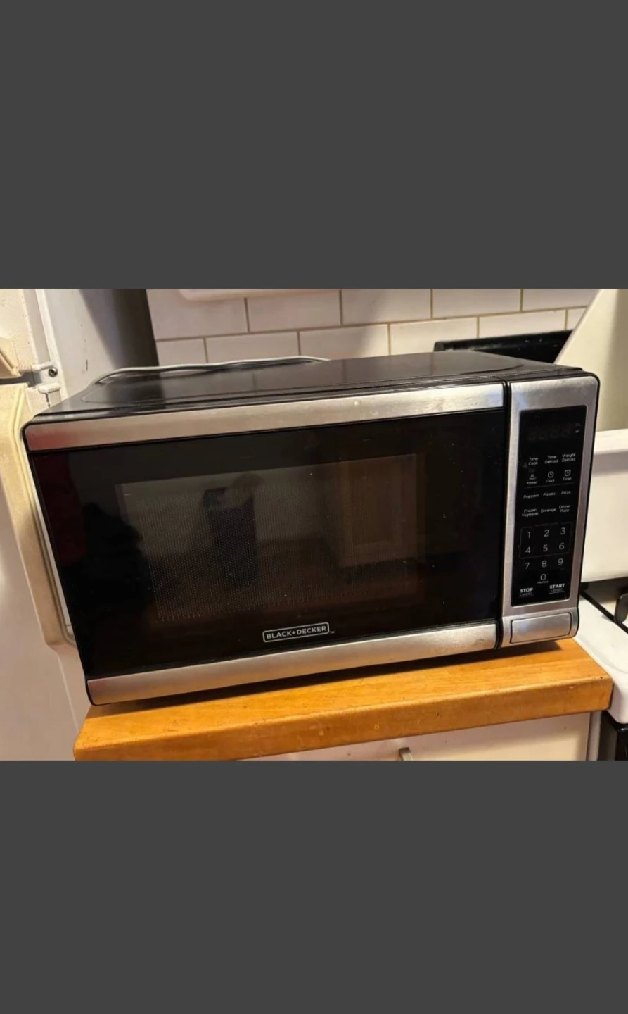 (Free Delivery) Black+Decker Microwave