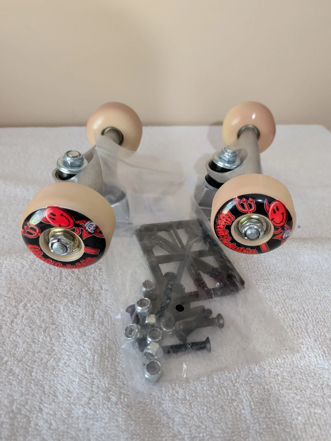 Skateboard Trucks and Wheels Set