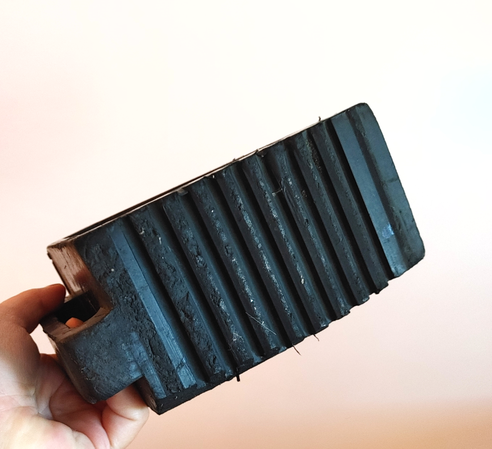 Rubber Wheel Chock - photo 3