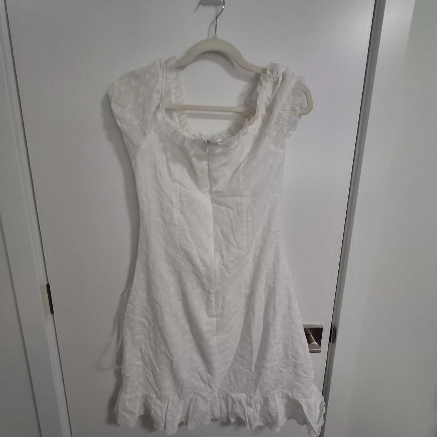 White Broderie Anglaise Dress - photo 4