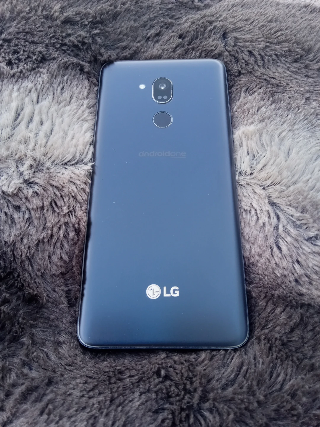 LgLOCKED LG G7 ONE (for parts)