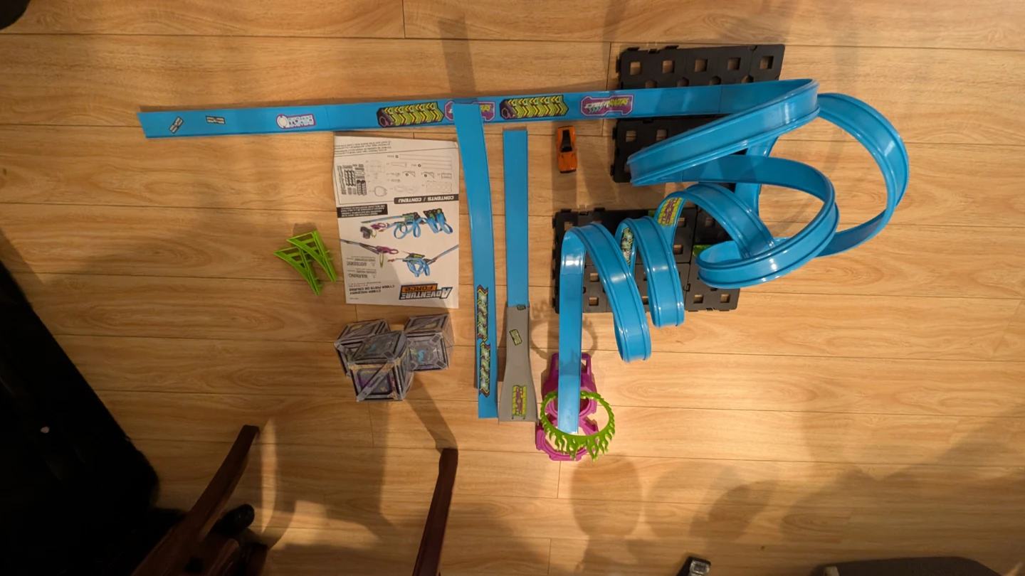 Hot Wheels Cyber Raceways Track Set