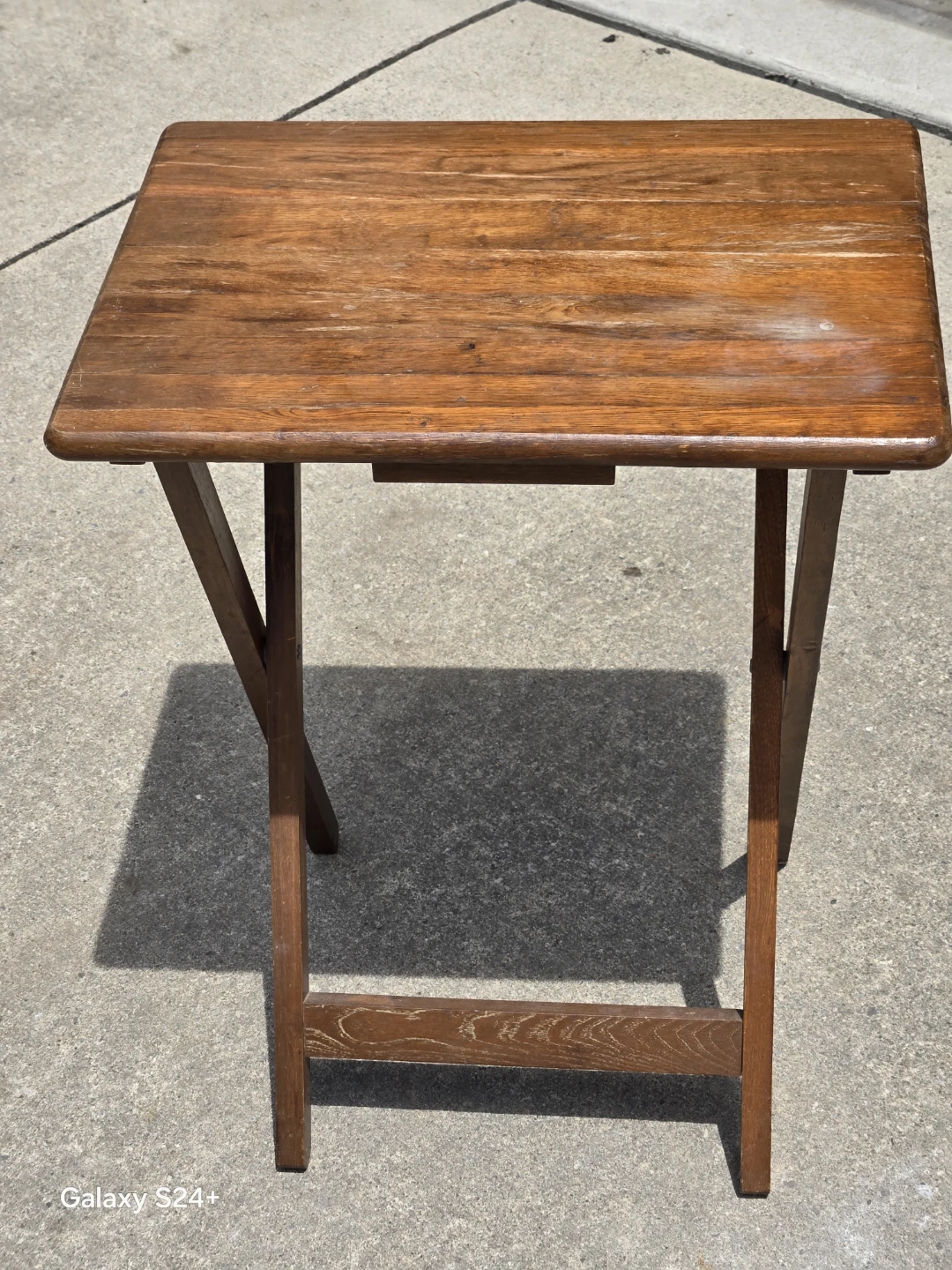 Wooden Folding Tray Table