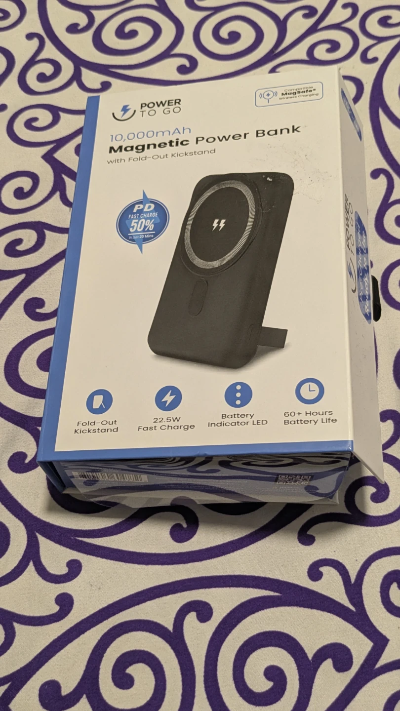Brand New Power To Go 10,000mAh MagSafe Power Bank + Stand