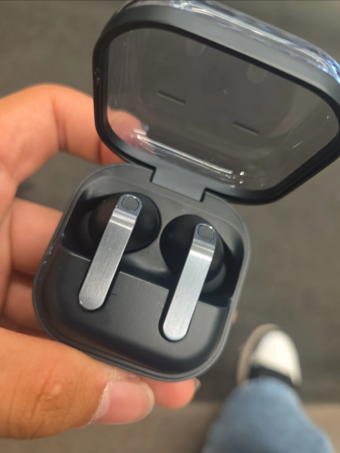 Samsung buds 4 pro - photo 5