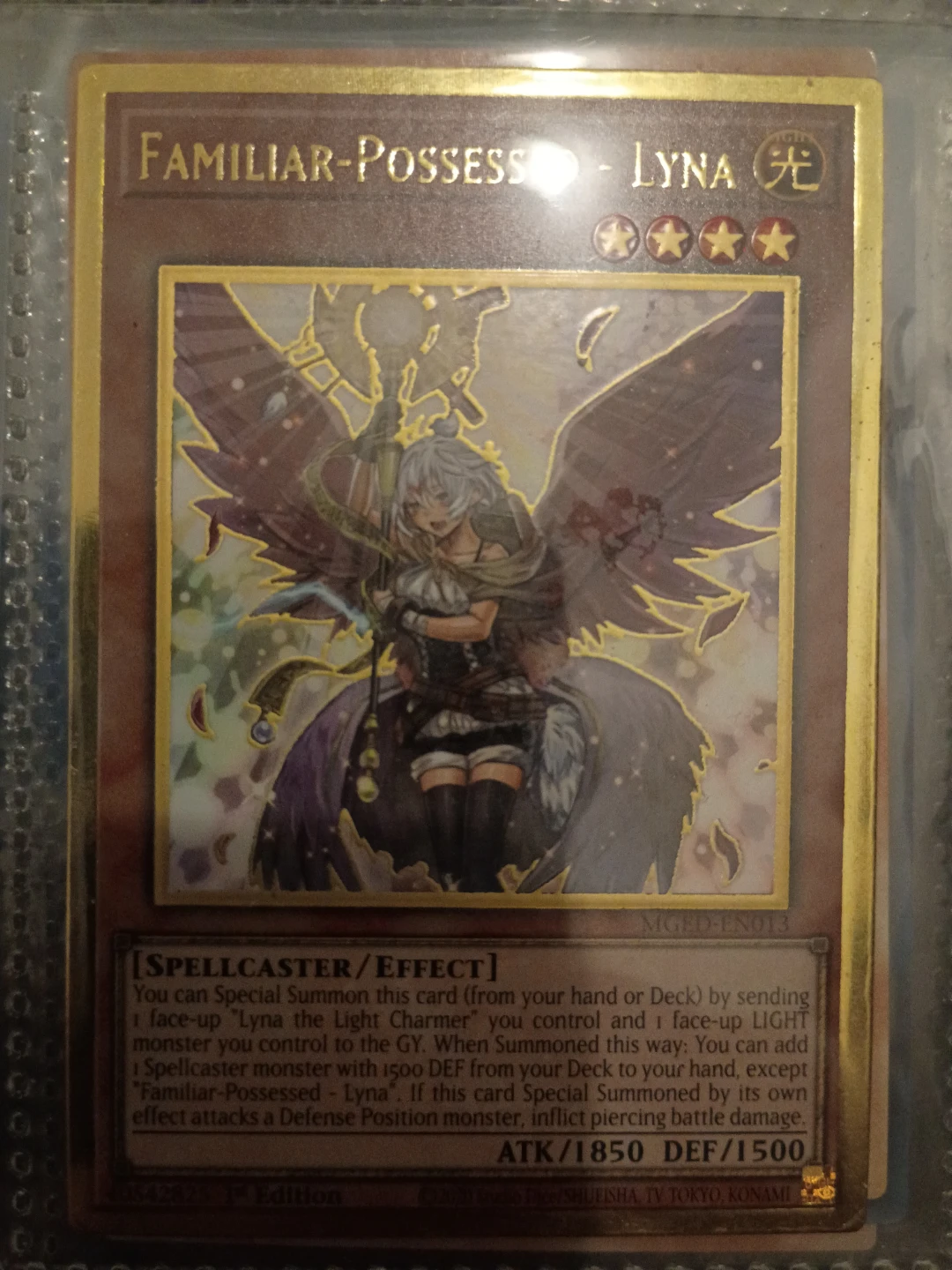 Yu-Gi-Oh! Familiar-Possessed ⚽ Lyna Gold Card
