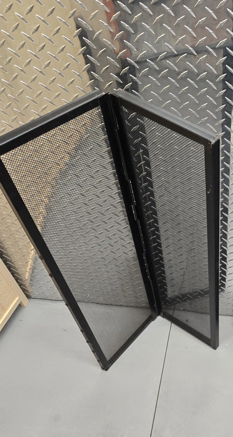 Hinged Metal Screen Lid for 40 Gallon Breeder Tank - photo 2