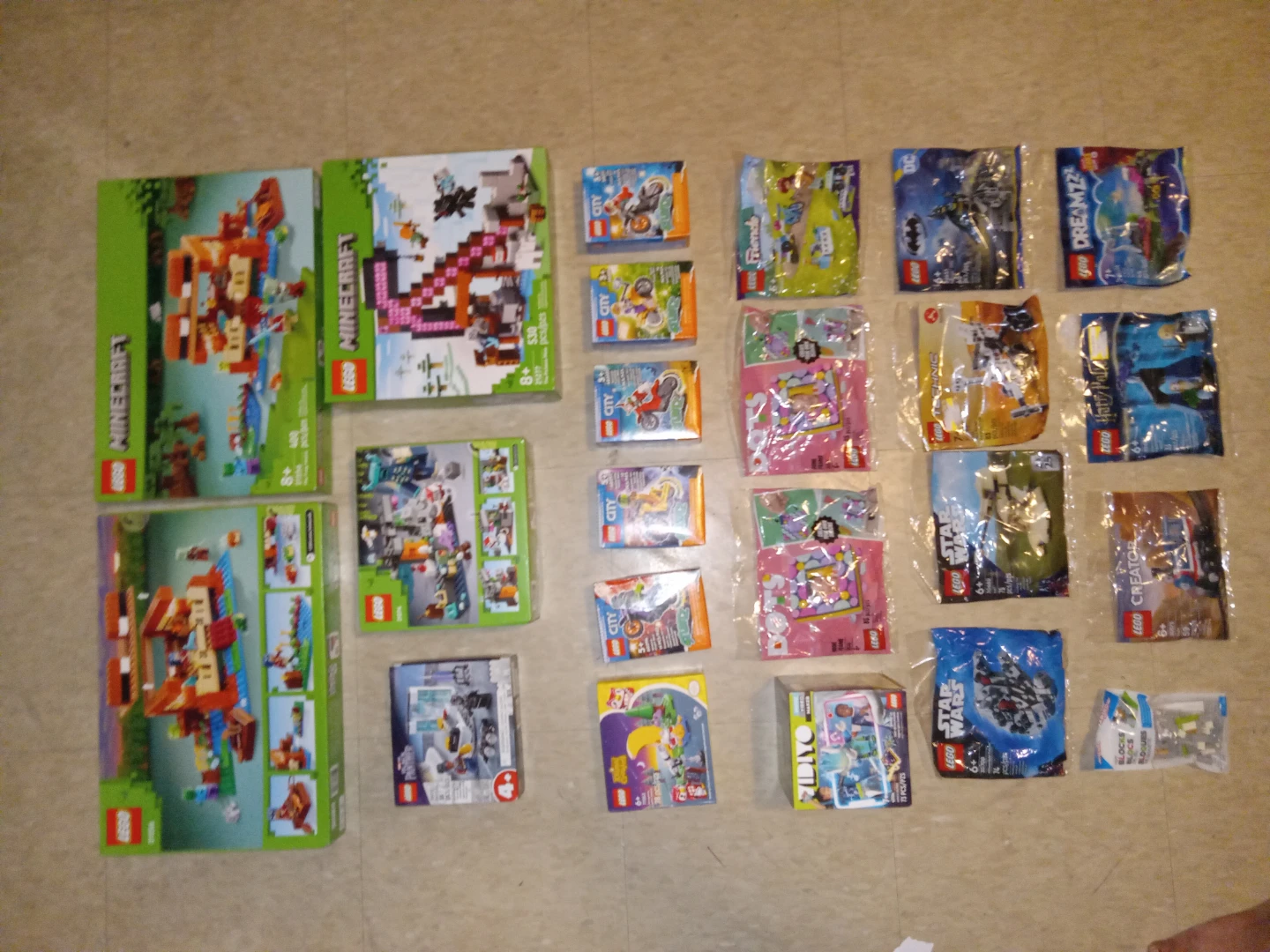 brand new Assorted LEGO Sets - Minecraft, City, Star Wars & More - photo 2
