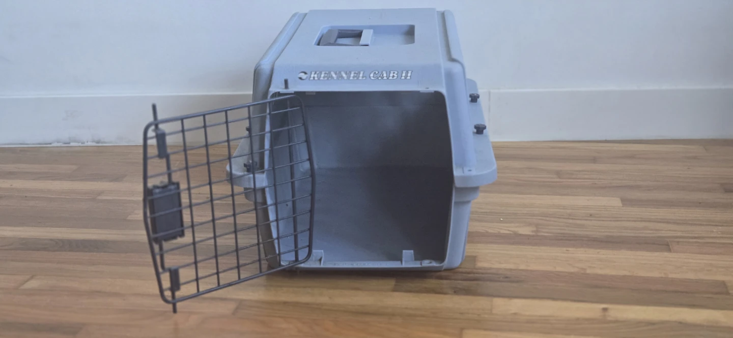 Kennel-Cab II Pet Carrier