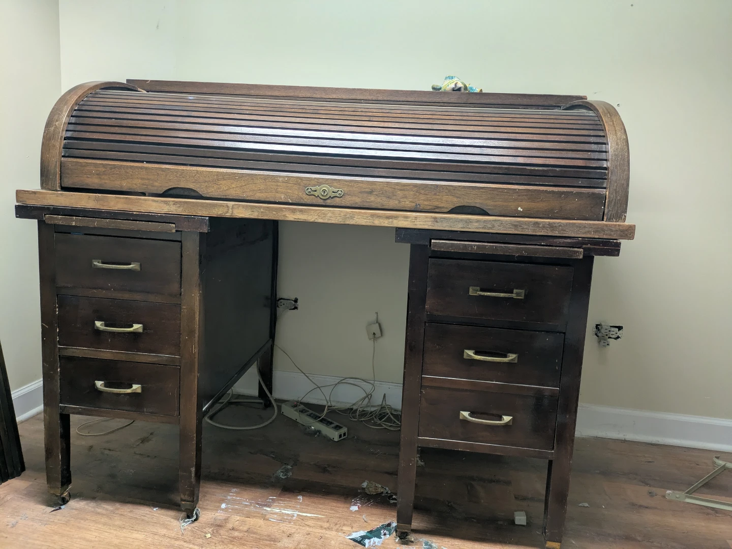 Antique roll top desk