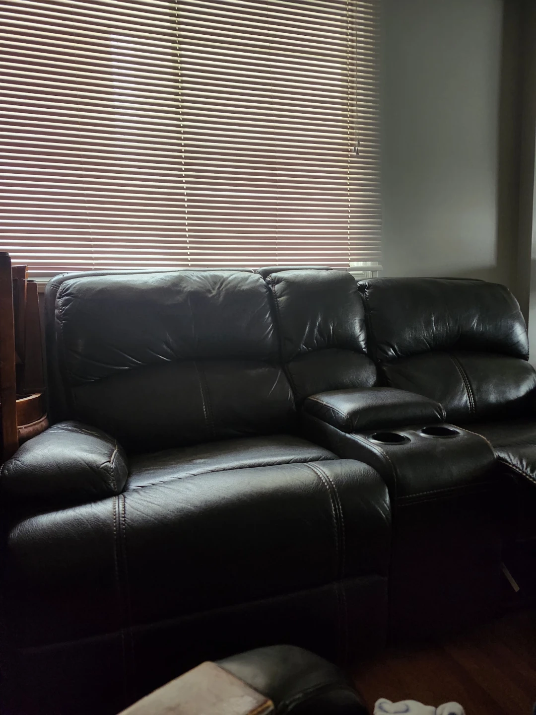 Double recliner couch - photo 3
