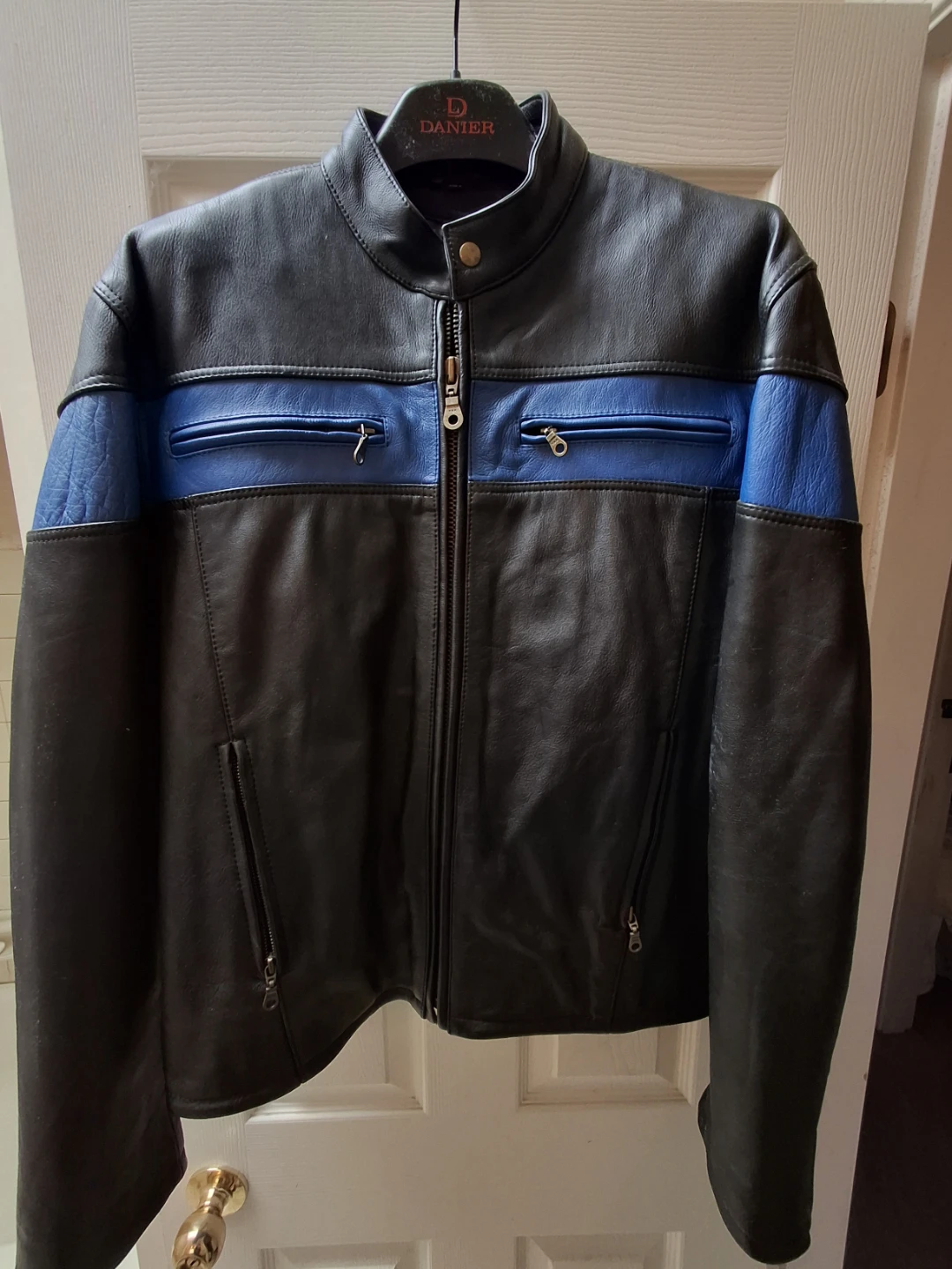 Motorcycle jacket