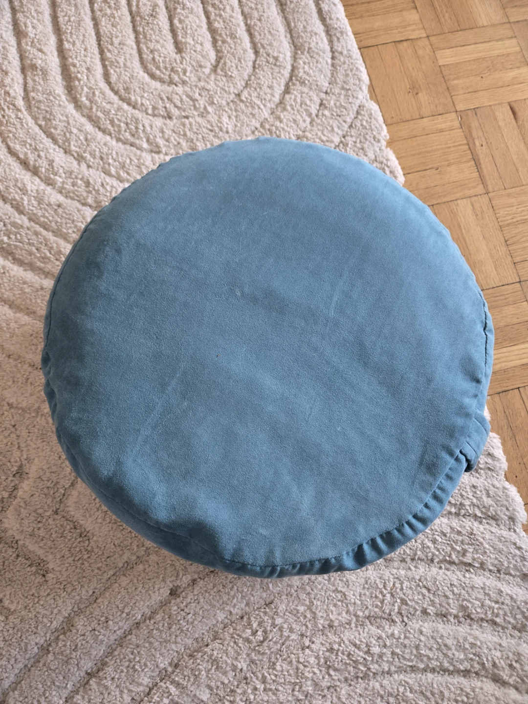 Gaiam Meditation Cushion