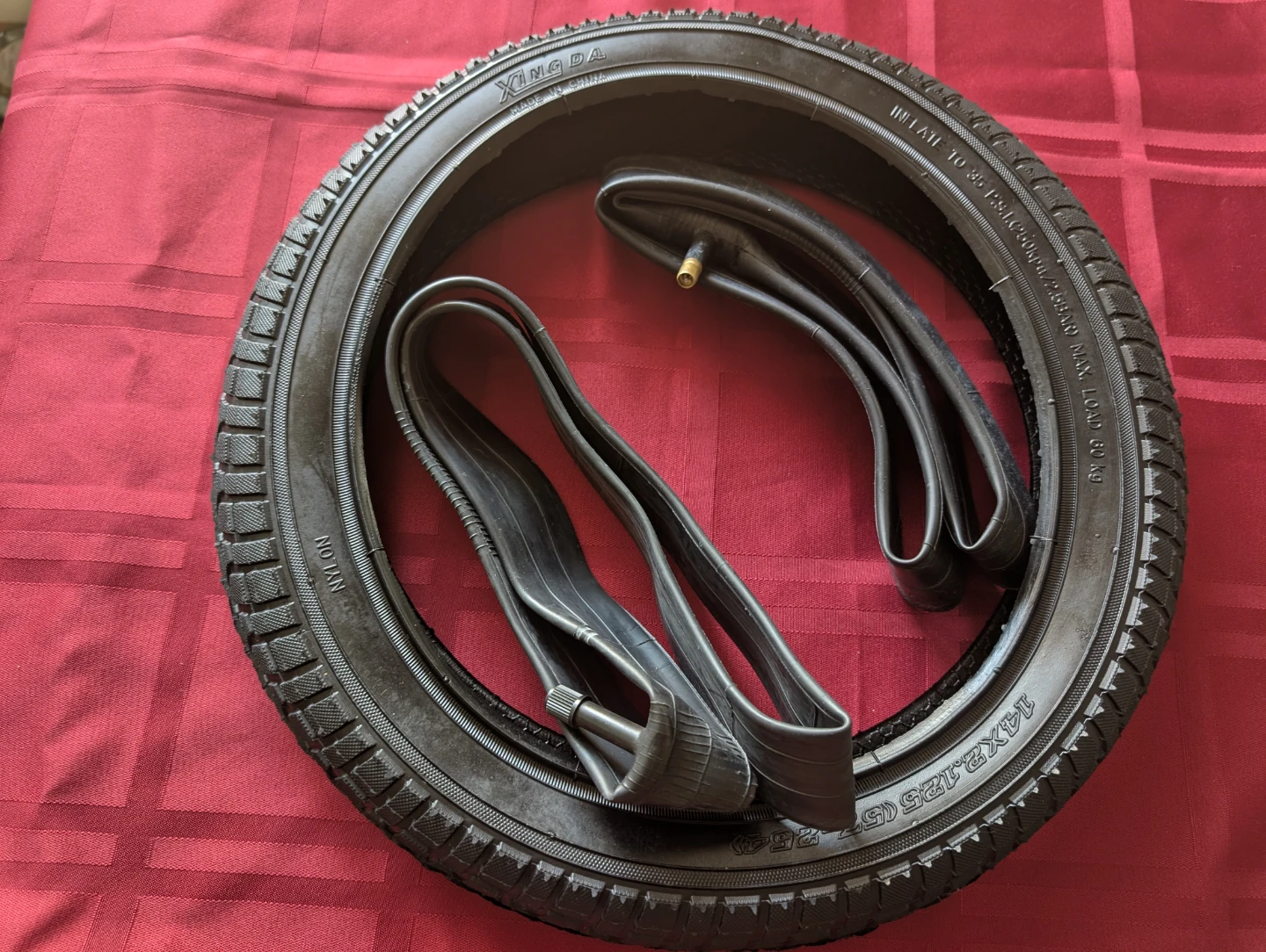 2x 14x2.125 Bicycle Tires and Inner Tubes - photo 2