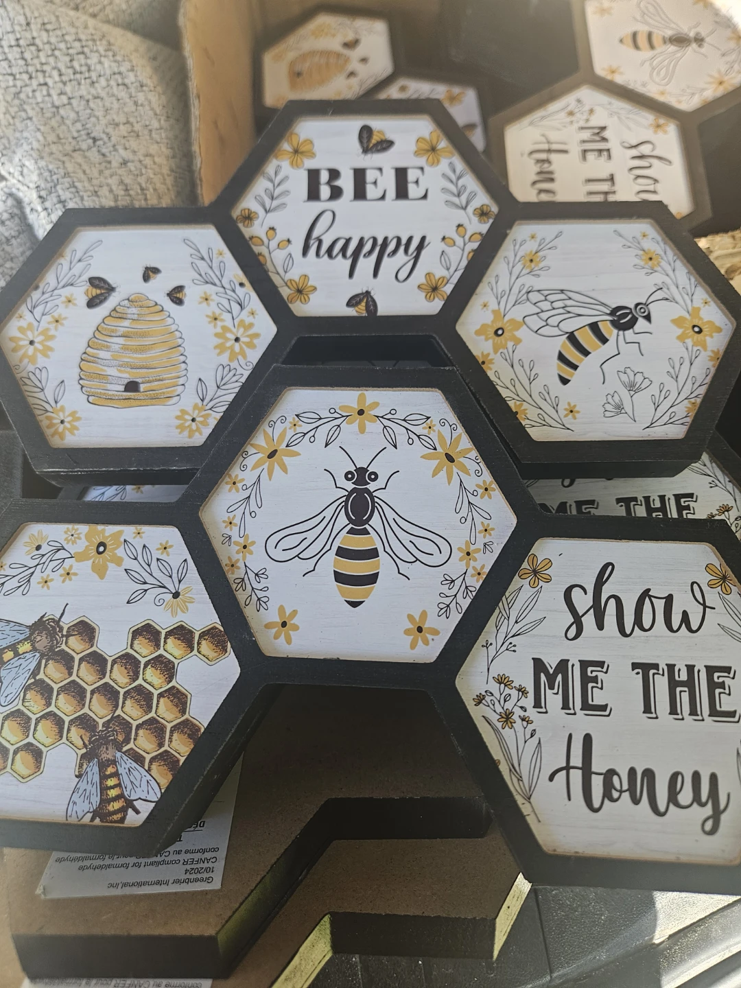 1.00 each , Teacher Alert 40 bee signs