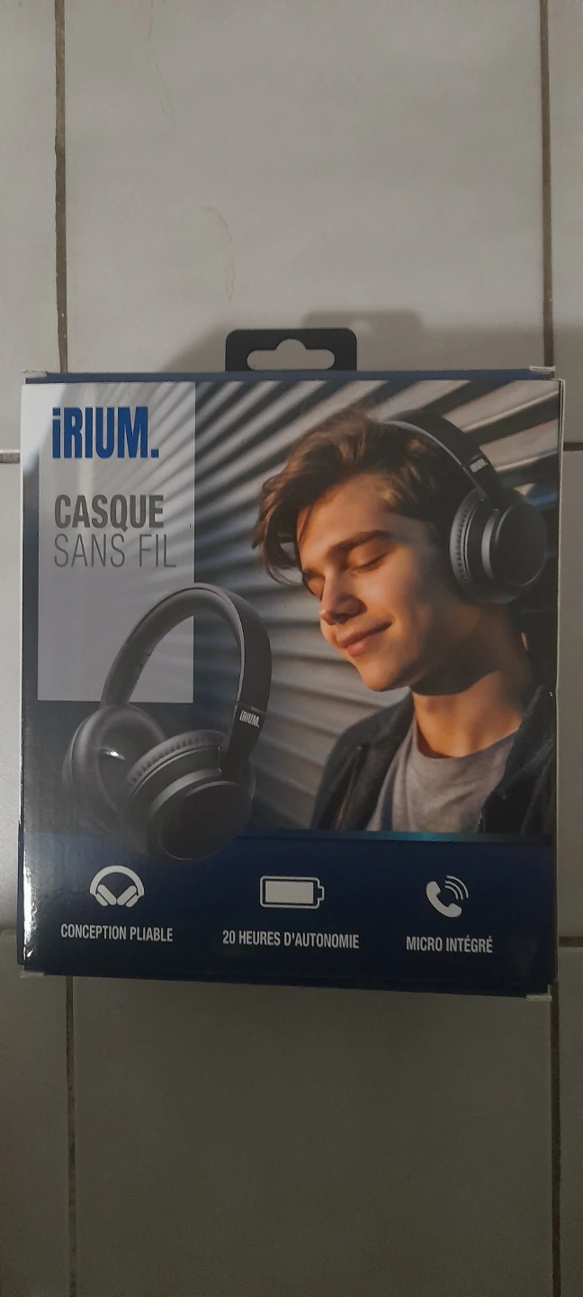 iRium Wireless Headphones. Bluetooth overear headphones