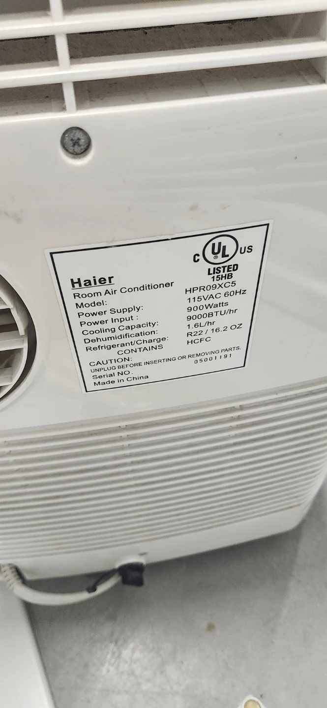 9000 BTU portable AC with hose and window parts - photo 5