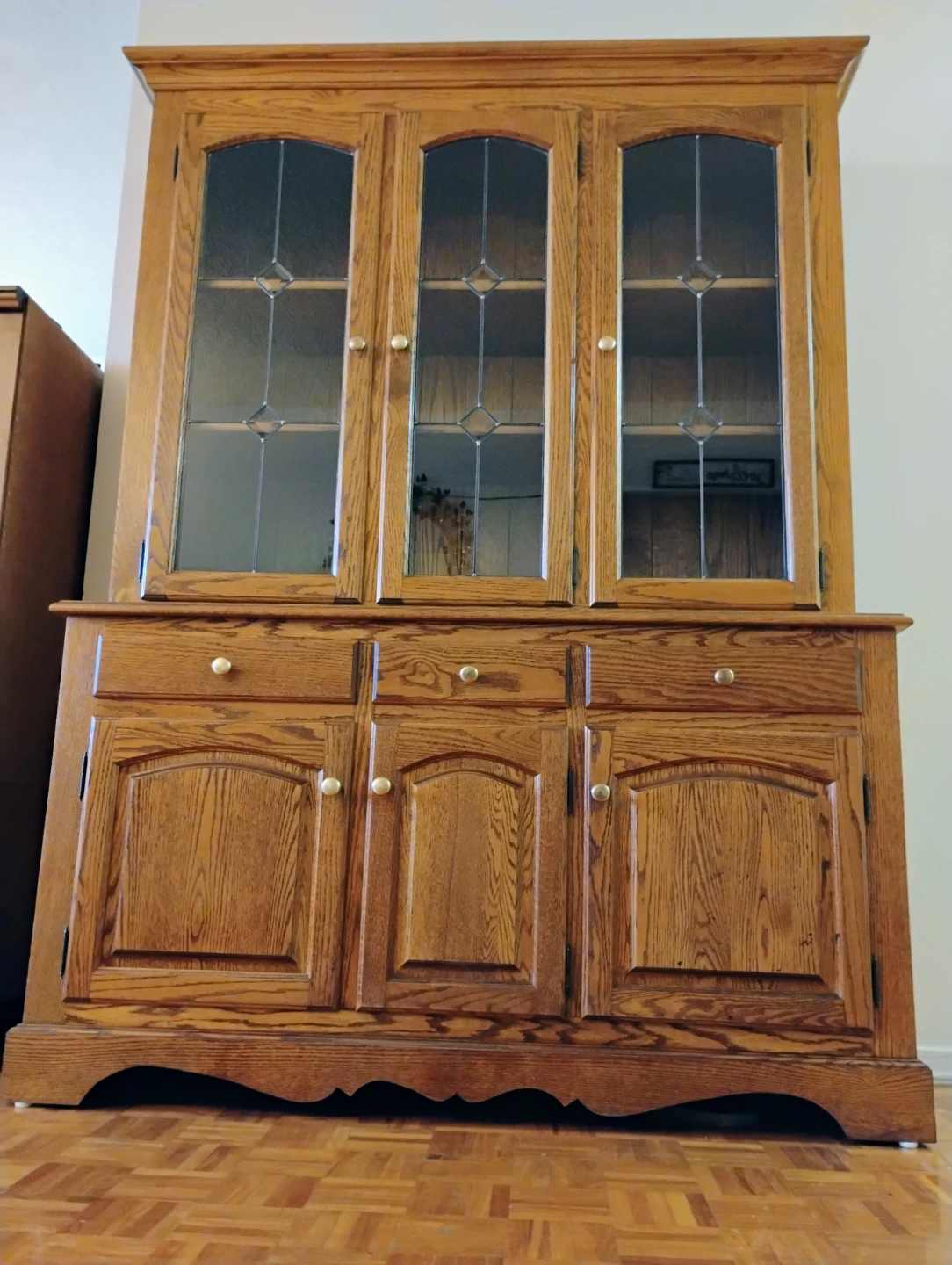 Solid Oak Hutch with Glass Doors - photo 2