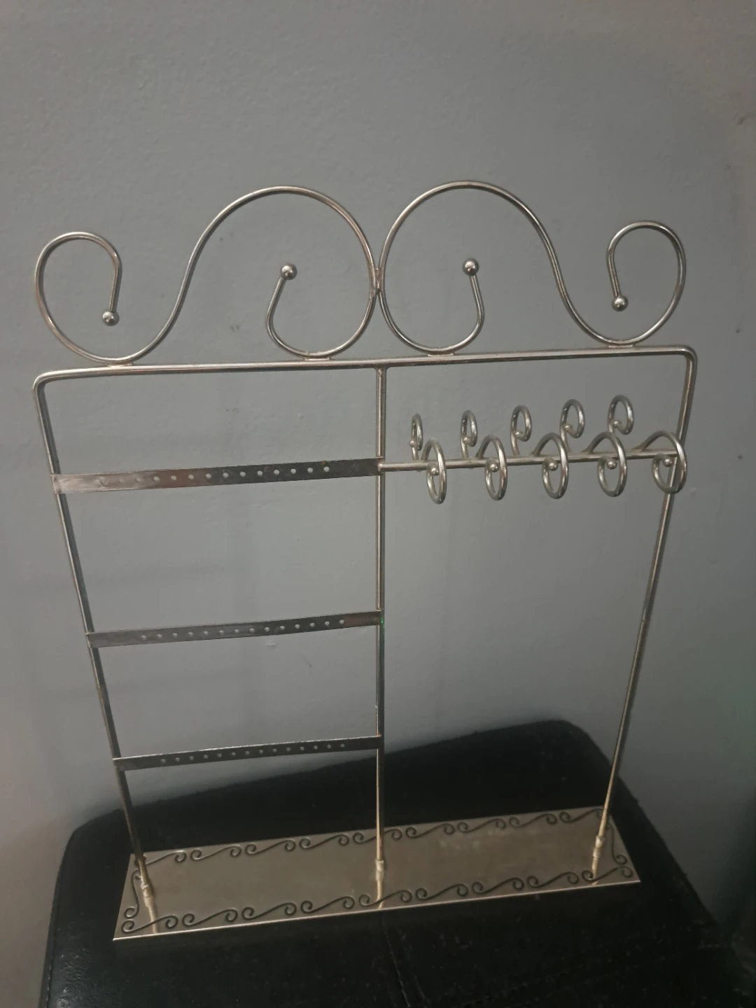 Metal Earring and Jewelry Organizer Stand