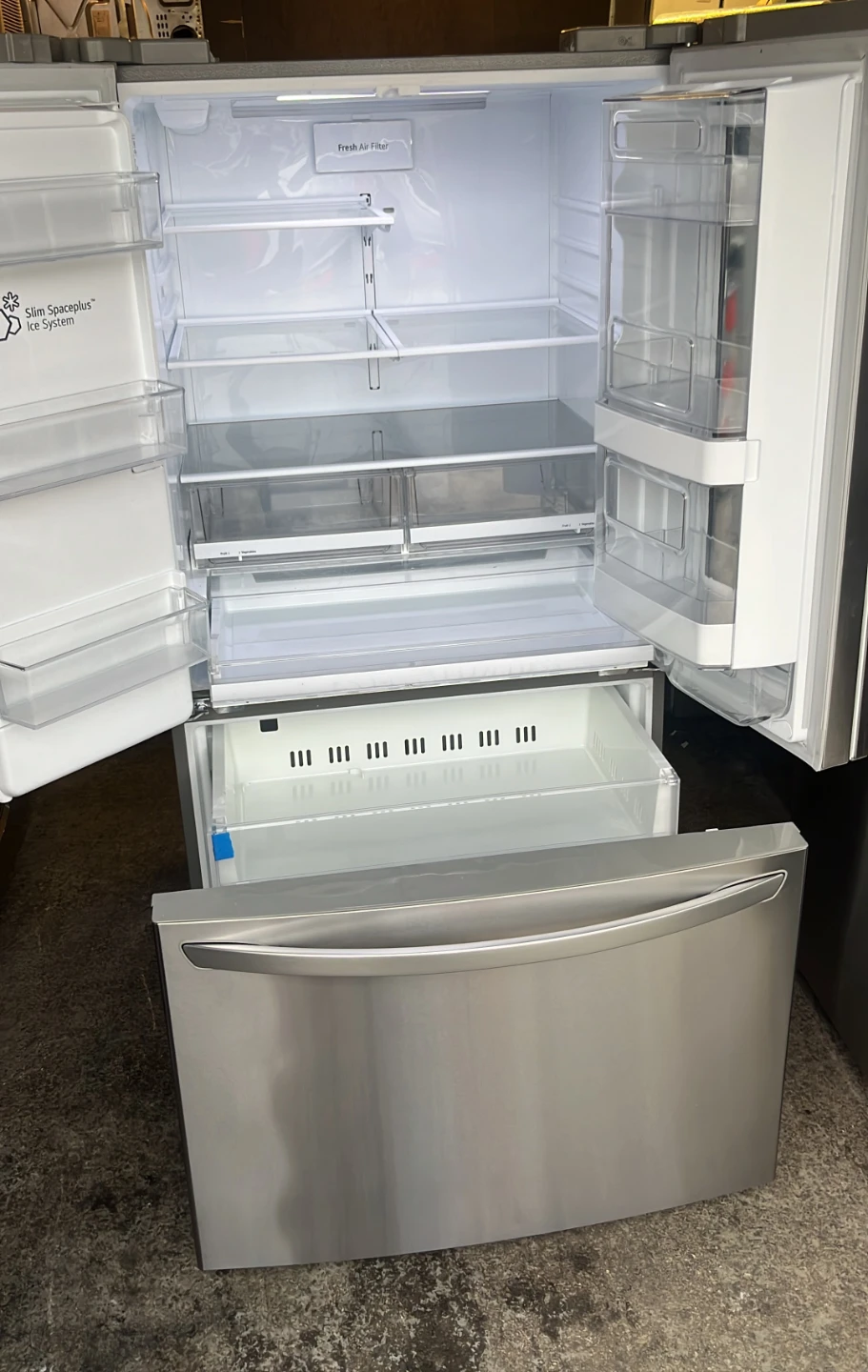 LG French Door Refrigerator with InstaView Door-in-Door - photo 5