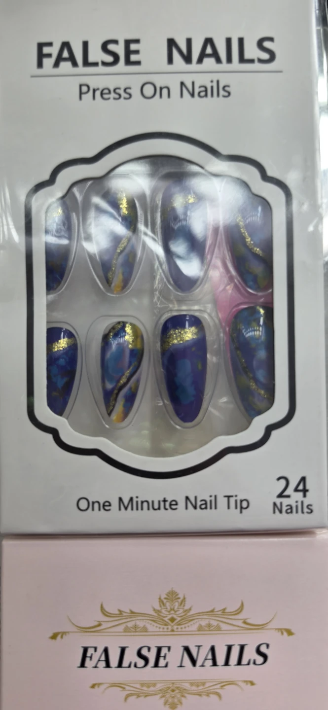 3 pretty press on nails - NIB 24 Pcs - photo 4