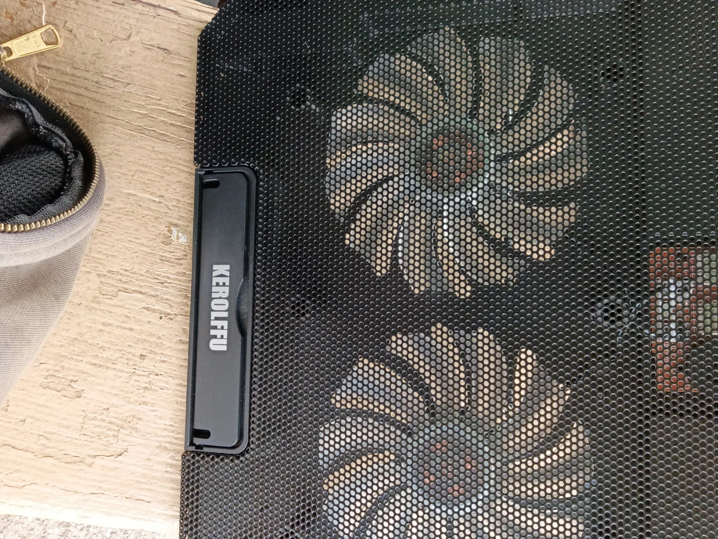 KEROLFFU Laptop Cooling Pad with Two Fans - photo 2