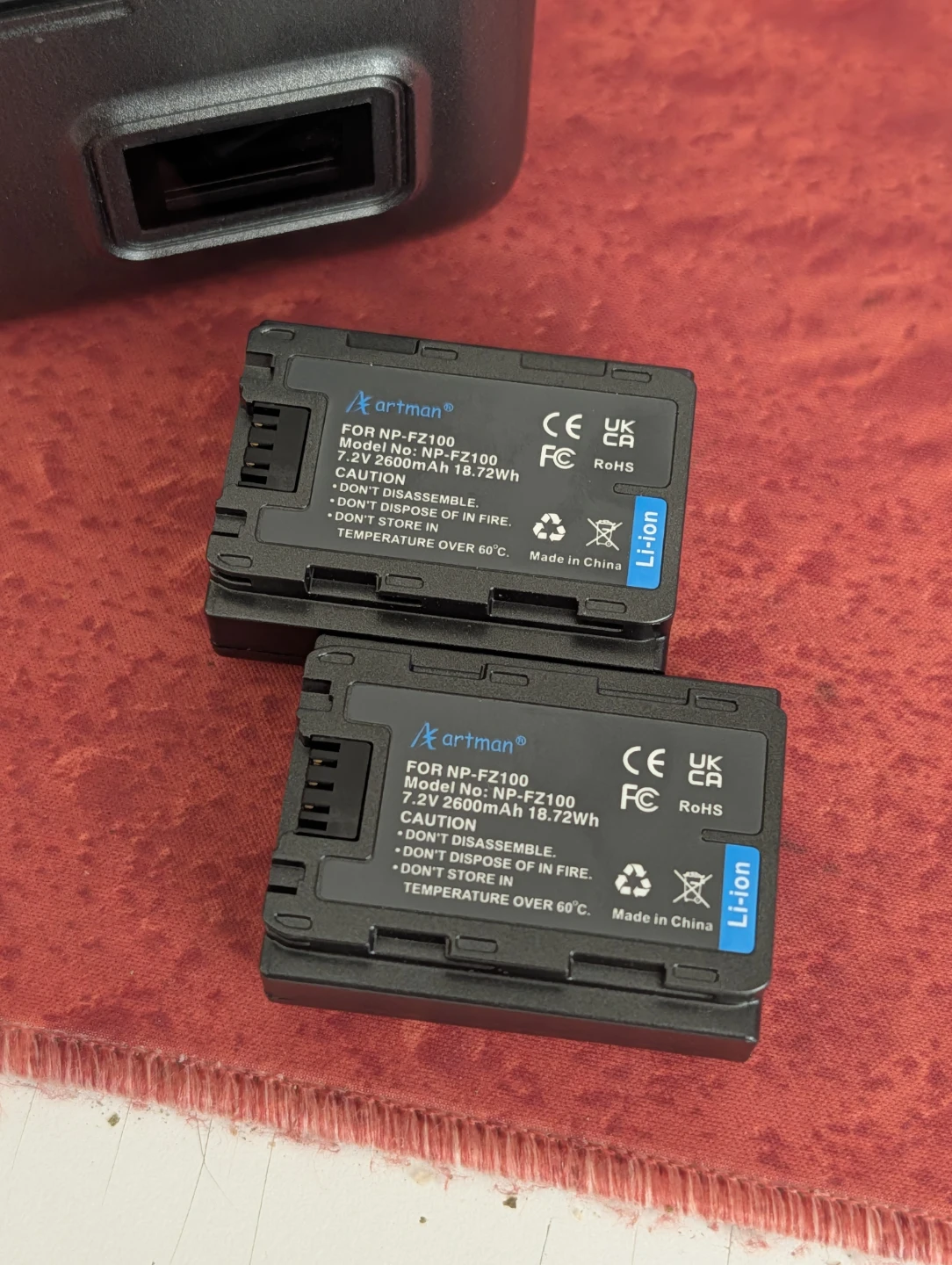 Artman Sony NP-FZ100 Camera Battery Charger with 2 Batteries - photo 2