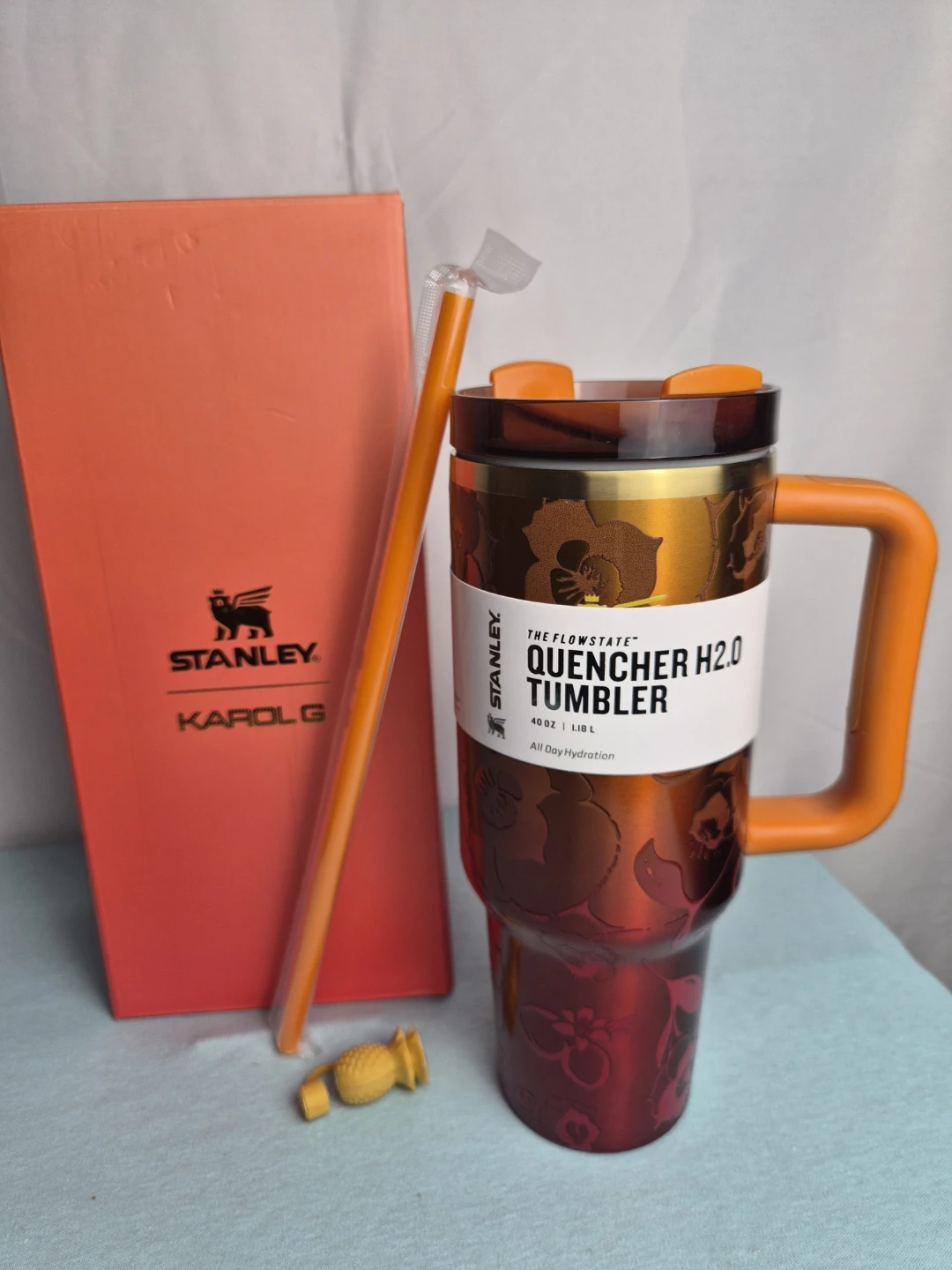 Stanley x Karol G 40 oz Quencher H2.0 Tumbler