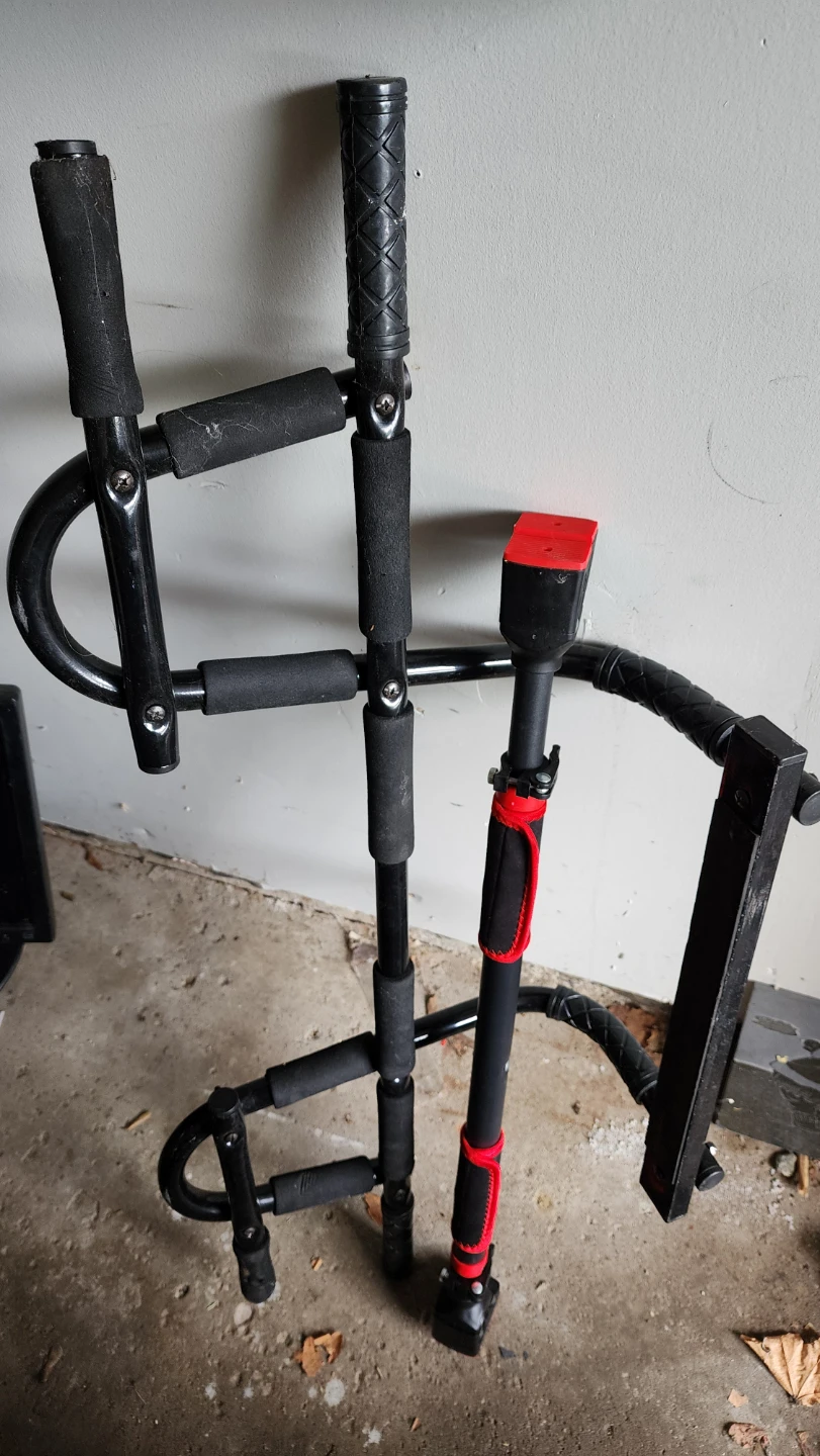 Chin up bars