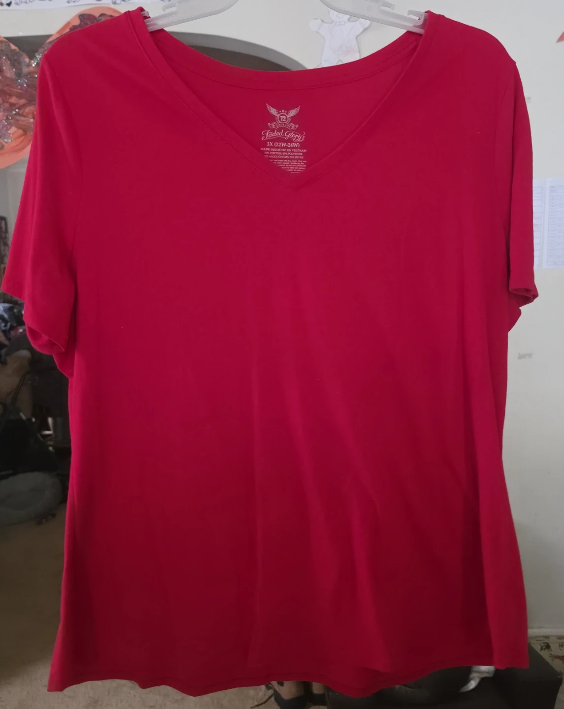 Faded Glory Women's Red V-Neck T-Shirt 3X
