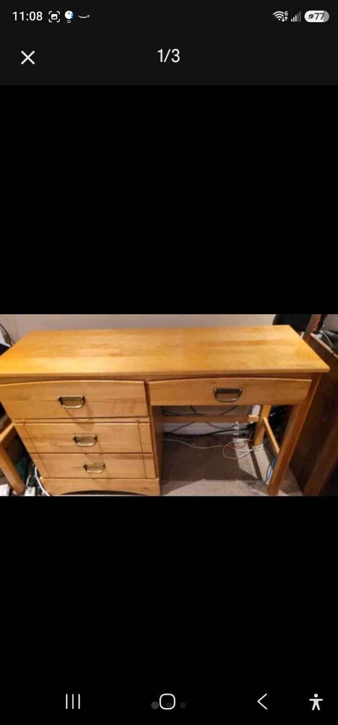 Corner Desk with Hutch and Drawers