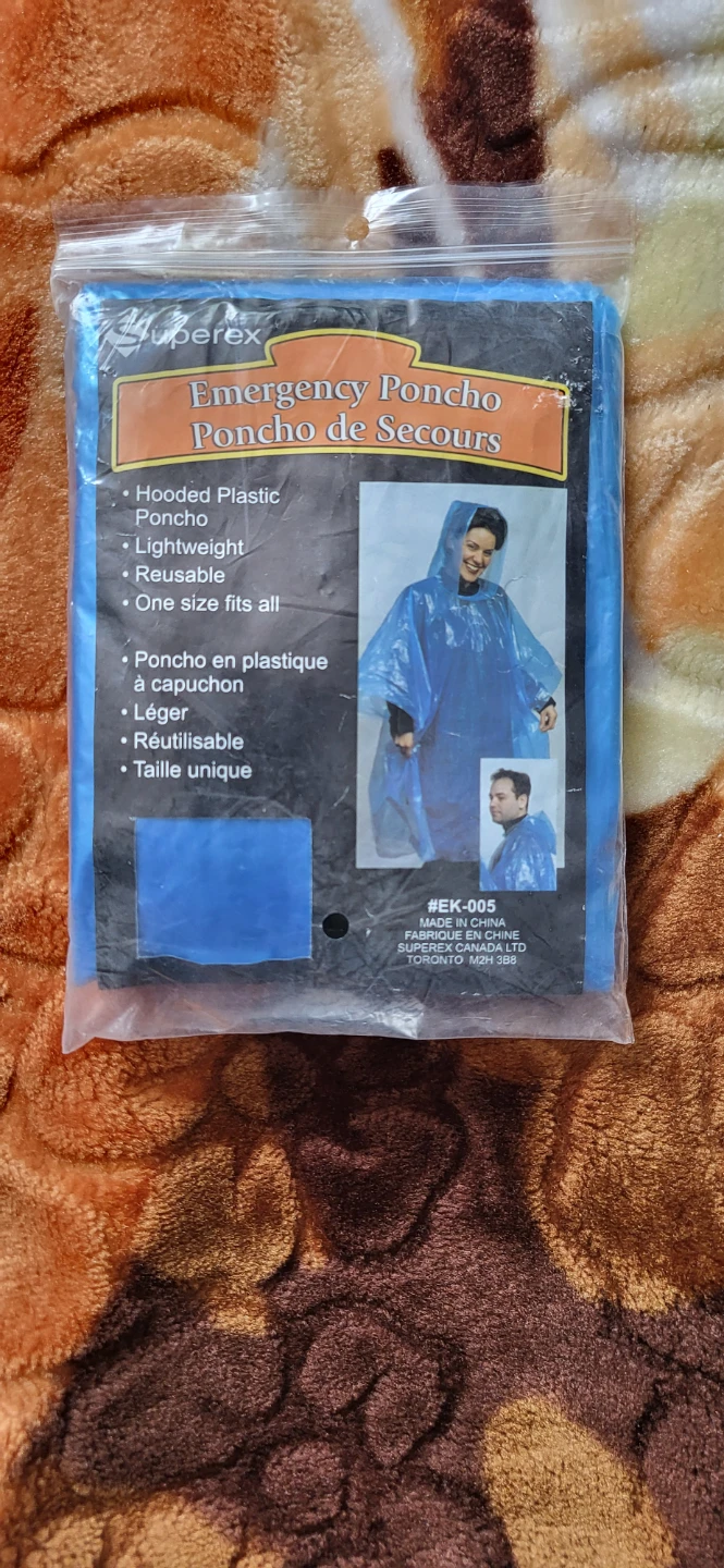 Superex Emergency Poncho - Lightweight & Reusable ⚽