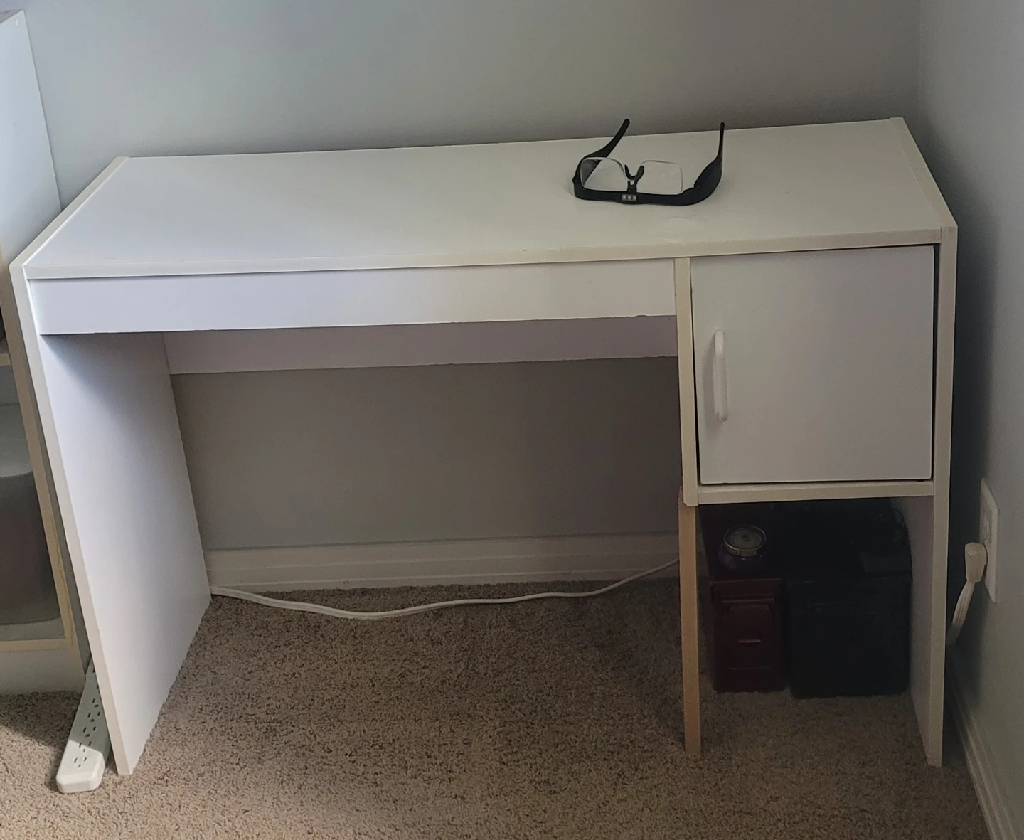 White Desk with Cabinet