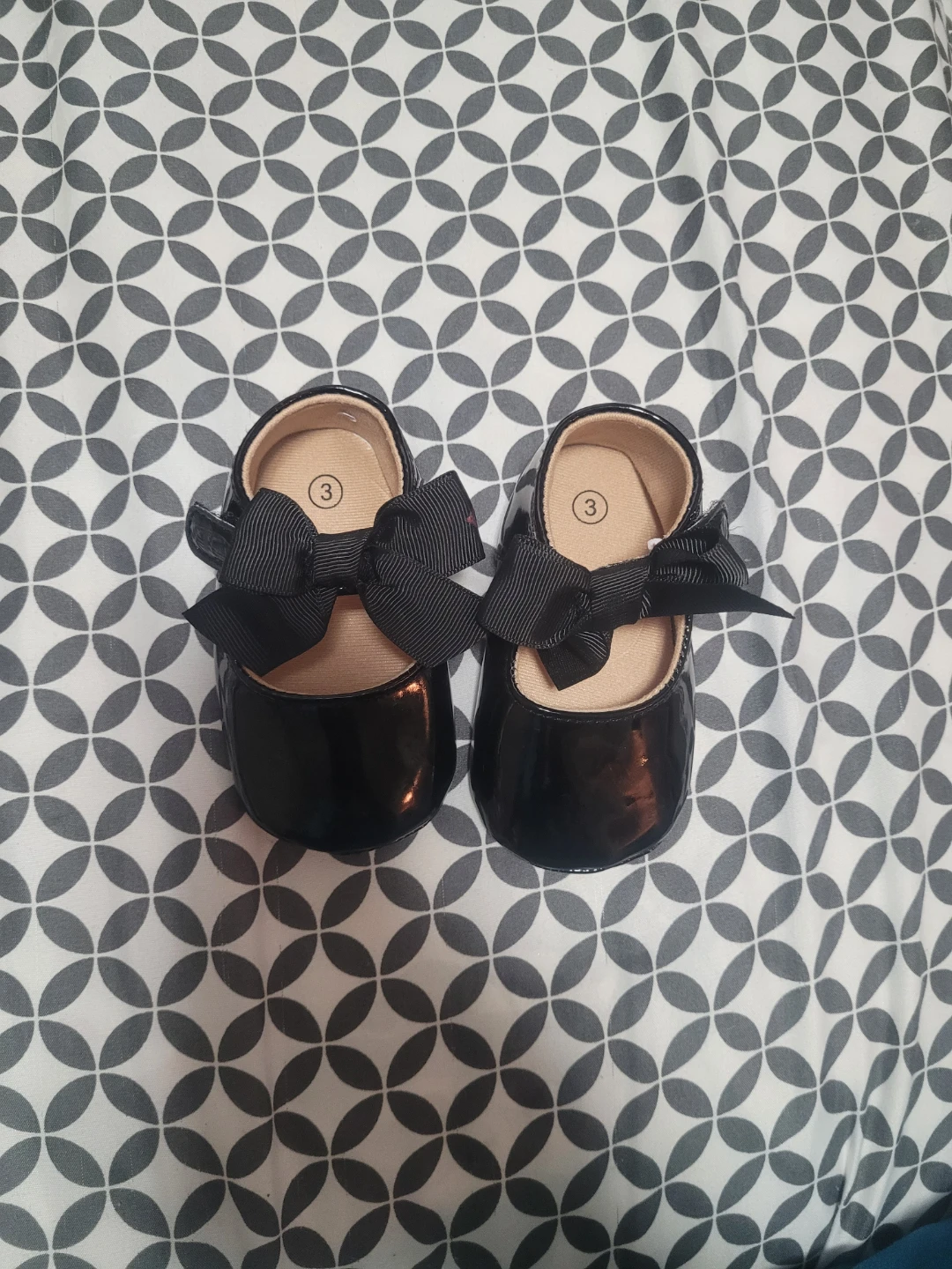 Black Patent Baby Shoes with Bows - Size 3