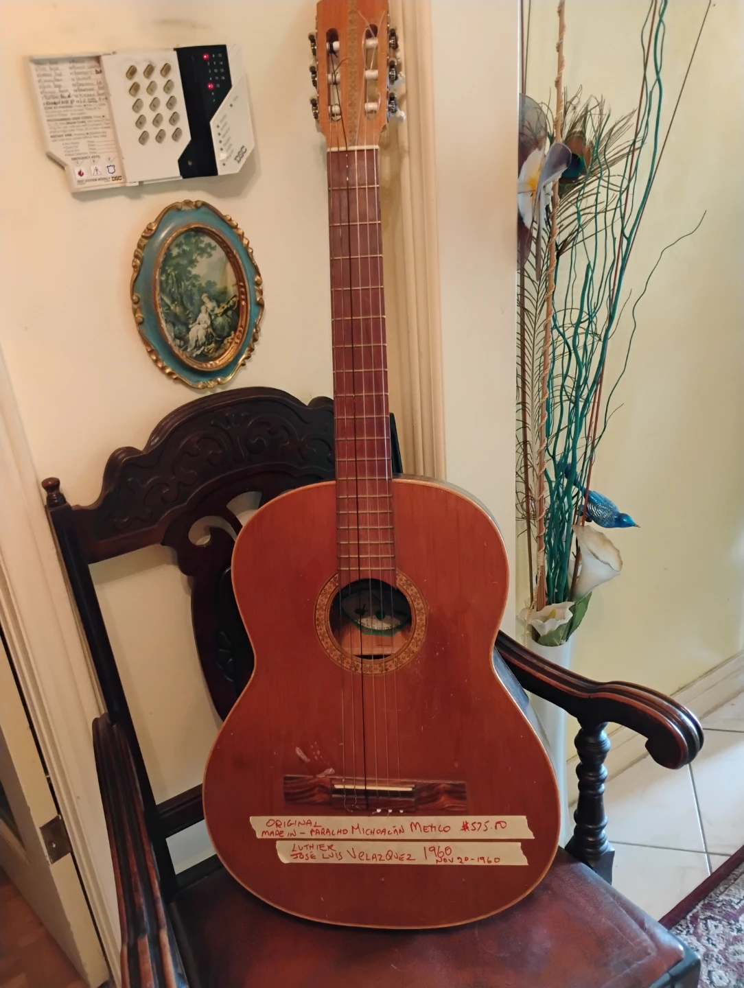 Vintage classical guitar!