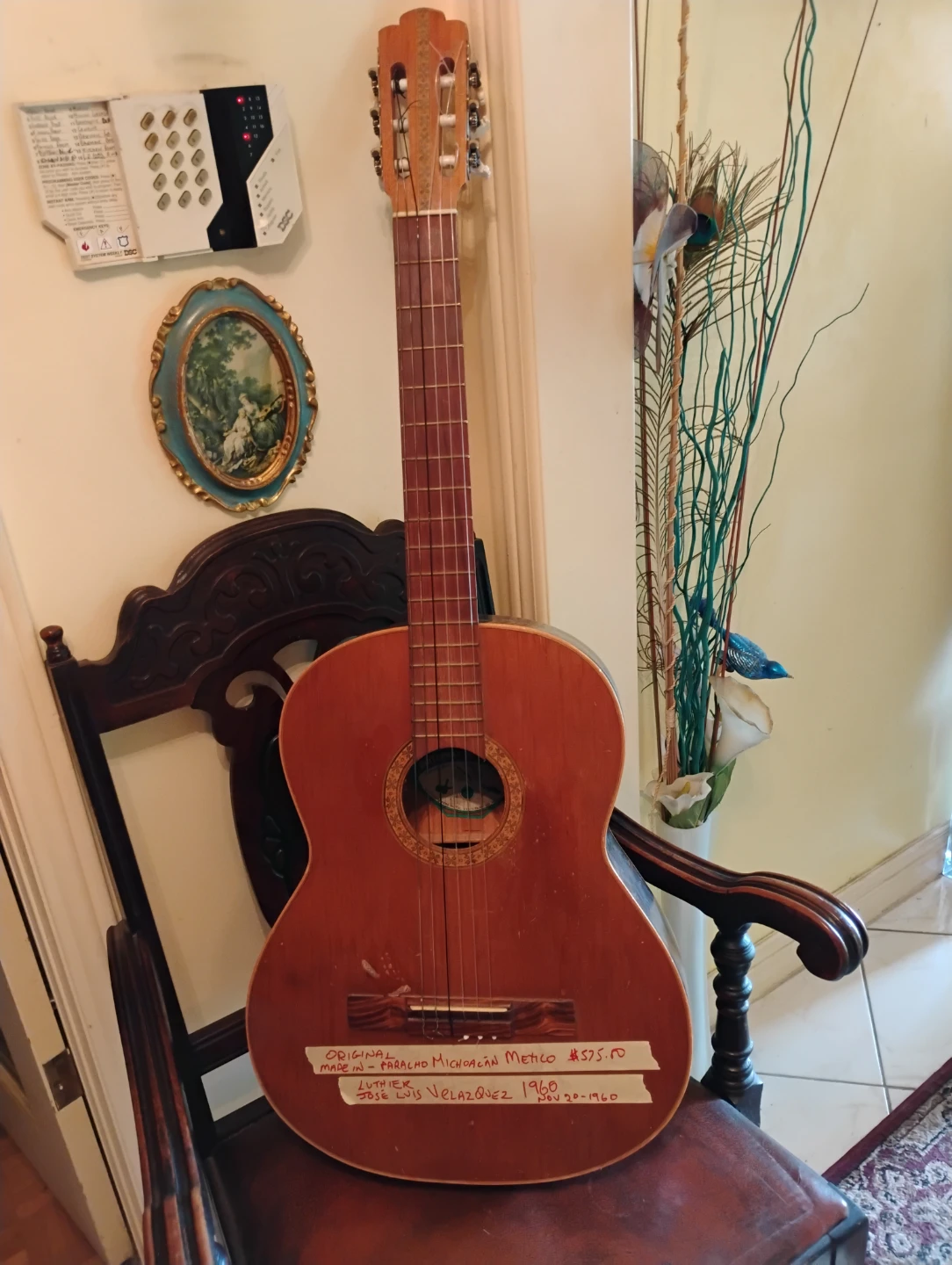 Vintage classical guitar! - photo 4