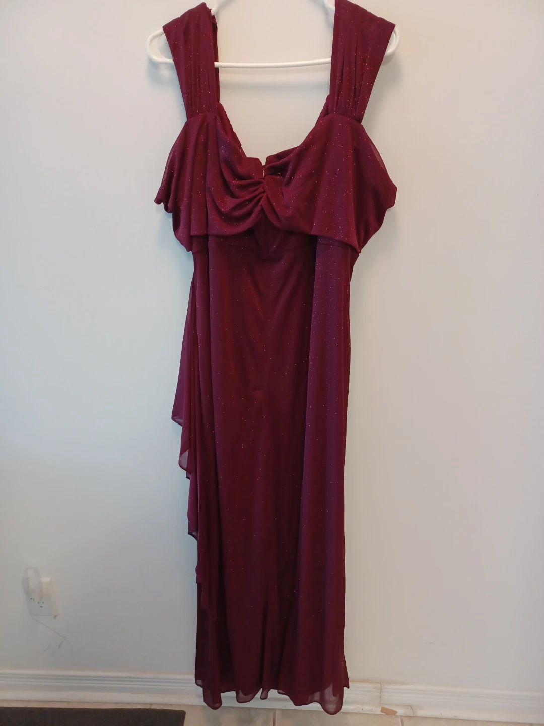 Maroon Sparkle Evening Dress - photo 2