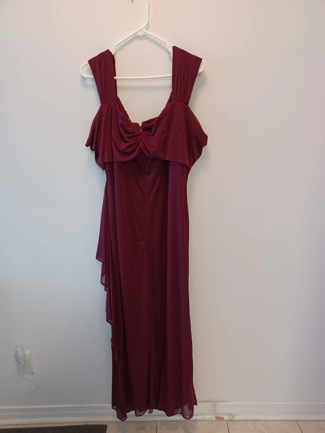 Maroon Sparkle Evening Dress - photo 4