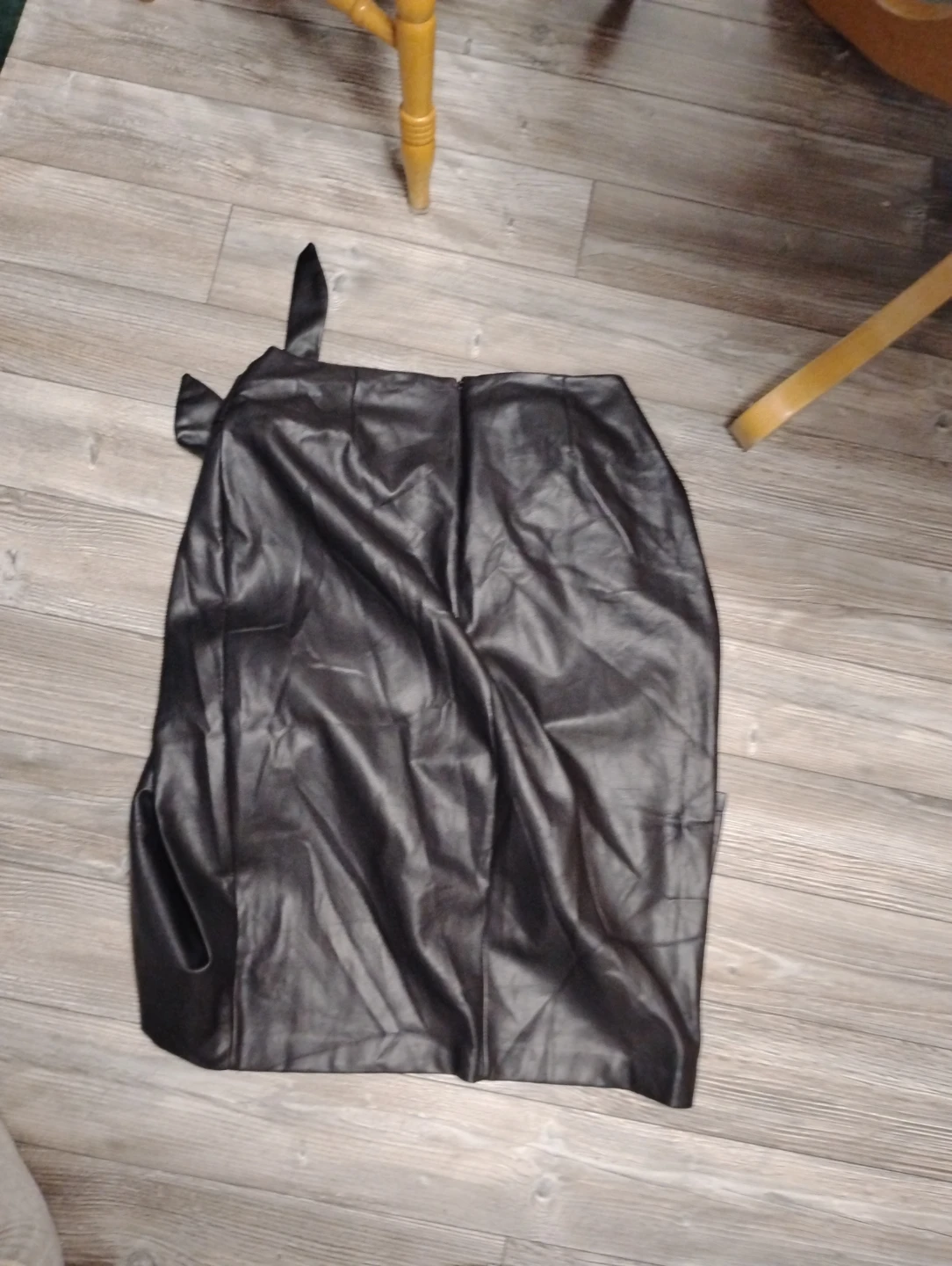 INC International Concepts Black Faux Leather Skirt Size 16 - photo 2