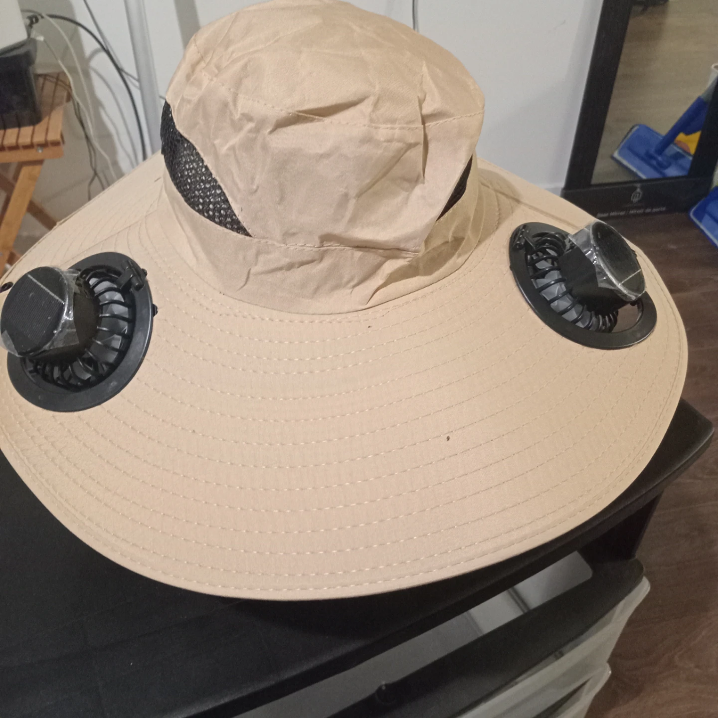 Solar Powered Fan Hat - photo 2