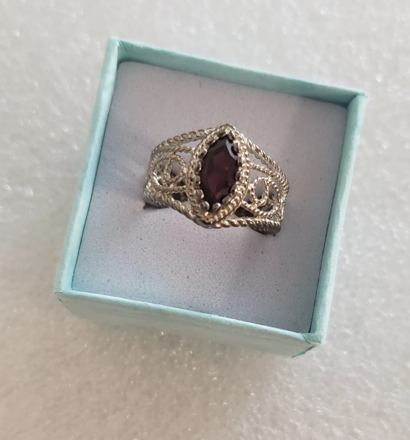 Like new Vintage 925 Silver Marquise