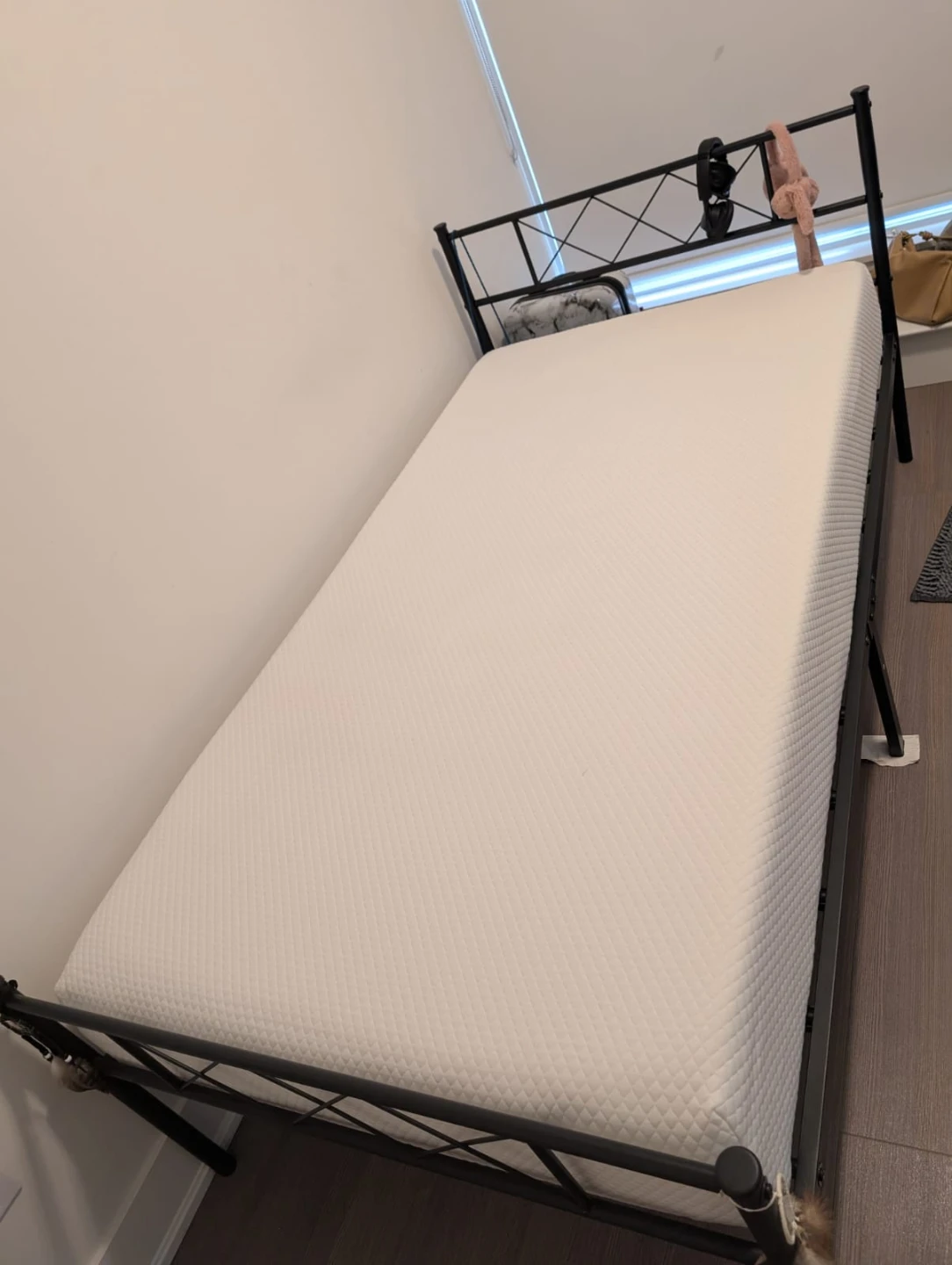 Twin Bed frame with mattress - photo 2