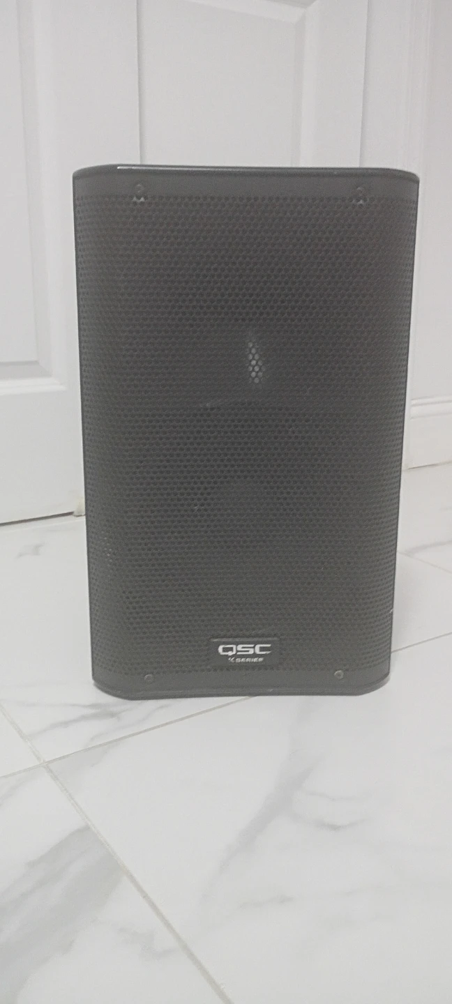 QSC KLA Series Powered Line Array Speaker
