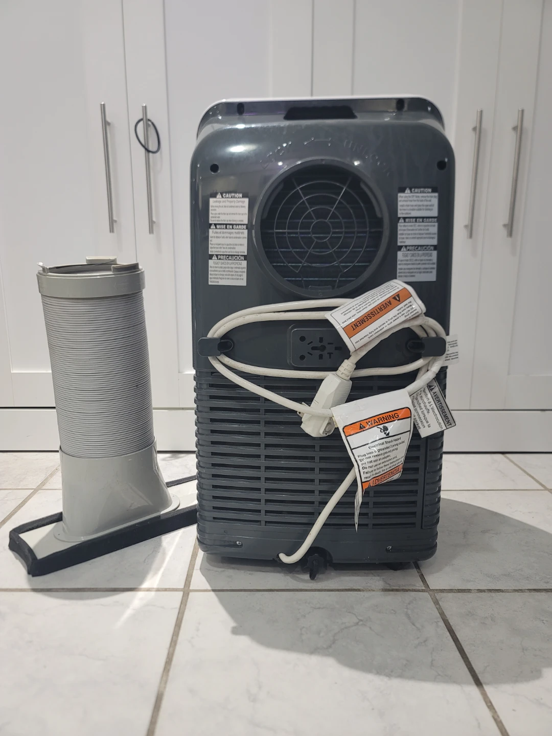 Insignia Portable Air Conditioner NS-AC8PWH9-C - photo 3